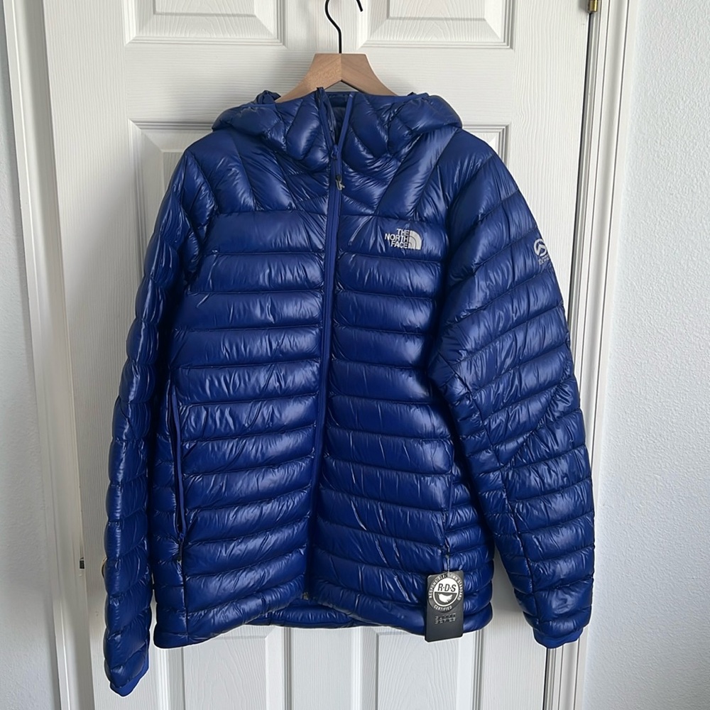 Men’s Northface 800 filled down Summit series bubble jacket in size XL